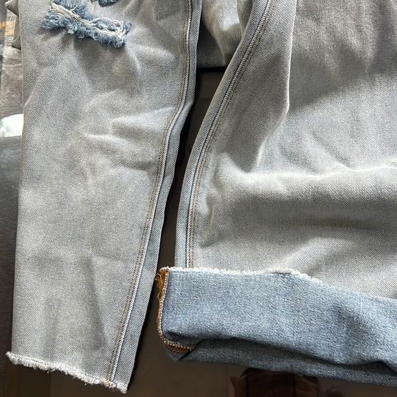 A Loves A
Distressed Washed Denim Twill Wide Leg Capri Jeans - Picture 12 of 13